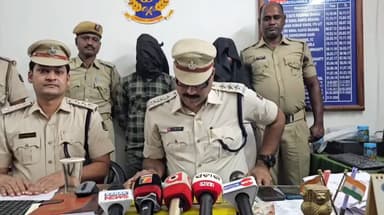 କୋଟପାଡ: ବୋରିଗୁମ୍ମା ପୋଲିସ ଚୋରୀ ହୋଇଥିବା ପାଞ୍ଚ ଟି ବାଇକ ଜବତ କରିବା ସହ ଦୁଇ ଗିରଫ , ଏସଡିପିଓ ଙ୍କ ସୂଚନା