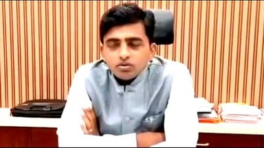 करवीर: आखाती देशात अडकलेले
कोल्हापूर जिल्ह्यातील 150 जण सुरक्षित जिल्हाधिकारी अमोल येडगे यांची माहिती