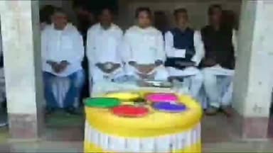 गायघाट: केवटसा में राजद द्वारा होली मिलन समारोह आयोजित, नेताओं ने दिया भाईचारे का संदेश