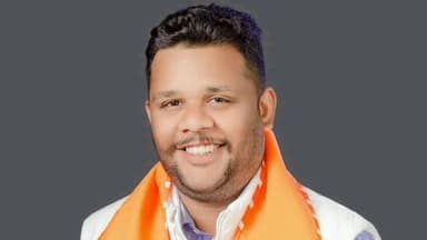 लाडपुरा: कोटा के उद्योग नगर में भाजपा नेता का हाई वोल्टेज ड्रामा, घर में घुसकर फायरिंग, धारदार हथियारों से हमला, पिता-पुत्री घायल