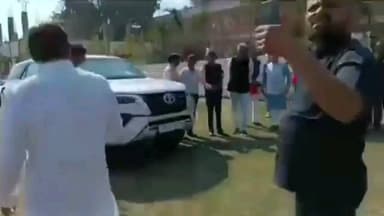 हरिद्वार: गुरुकुल हेलीपैड पर दर्जाधारी मंत्री से पुलिस का अभद्र व्यवहार, कैमरे में कैद हुआ घटनाक्रम, वीडियो हुआ वायरल