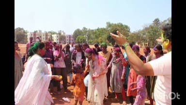 వికారాబాద్: జిల్లా పోలీస్ కార్యాలయం లో ఘనంగా హోలీ వేడుకలు, పాల్గొన్న ఎస్పీ స్నేహ మెహ్ర