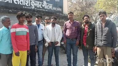 कोल: अगरा रोड़ पर अज्ञात वाहन की टक्कर से बाइक सवार 2 दोस्तों की मौत, 1 घायल, 11 दिन पहले हुई थी एक की शादी