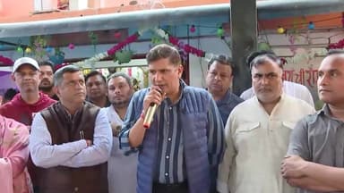 साकेत: आप नेता सौरभ भारद्वाज ने कहा, Delhi Race Course में गरीबों के मकान उजाड़े जाएंगे