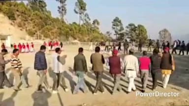 ओखलकांडा: ग्राम नाई, तल्ली पोखरी, खनस्यू में साल में खड़ी होली का आयोजन, महिलाओं और पुरुषों ने किया होली गायन