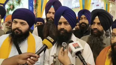 ਆਨੰਦਪੁਰ ਸਾਹਿਬ: ਵਿਦੇਸ਼ਾਂ ਦੇ ਵਿੱਚ ਫਸੇ ਪੰਜਾਬੀਆਂ ਨੂੰ ਲੈ ਕੇ ਜਥੇਦਾਰ ਗਿਆਨੀ ਕੁਲਦੀਪ ਸਿੰਘ ਗੜਗੱਜ ਦਾ ਬਿਆਨ ਆਇਆ ਸਾਹਮਣੇ ਵਿਸ਼ਵ ਦੀ ਮੰਗੀ ਸ਼ਾਂਤੀ