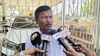 ବାସୁଦେବପୁର: ଧାନ ଦେଇ ଟଙ୍କା ପାଇଲେ ନାହିଁ ଋଣ ଟଙ୍କା କହି କାଟିନେଲେ ବ୍ୟାଙ୍କ ମ୍ୟାନେଜର, ବାସୁଦେବପୂର୍ ମାଟିପକା ସୋସାଇଟି ର ହିତାଧିକାରୀ ଆଣିଲେ ଅଭିଯୋଗ