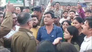 चास: चास जोधाडीह मोड़ स्थित हनुमान मंदिर के सामने निर्माणाधीन घर की पानी टंकी से पुलिस ने शव बरामद किया