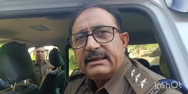 खुसरूपुर: खुसरूपुर पुलिस ने सुकरबेग चक गांव में छापा मारकर 250 लीटर देसी शराब बरामद की