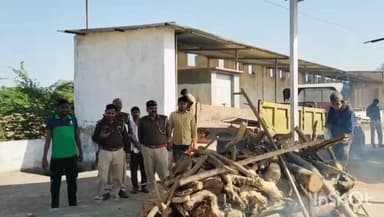 सरमथुरा: सरमथुरा में अज्ञात व्यक्ति का शव फंदे पर मिला, पहचान न होने पर पुलिस ने किया अंतिम संस्कार