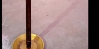 నాగాయలంక: గ్రహణం వేళ నిటారుగా నిలబడ్డ రోకలి