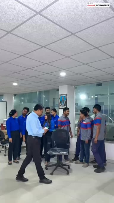 Meet the powerhouse team at Champak Automobiles.
From service advisors to specialized technicians, we have the expertis...