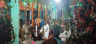 ଅନୁଗୋଳ: ଶଙ୍ଖପୁର ଗ୍ରାମରେ ହେଉଥିବା ଦୋଳ ଯାତ୍ରାରେ ଯୋଗ ଦେଲେ ବିଧାୟକ ଅଶୋକ ମହାନ୍ତି