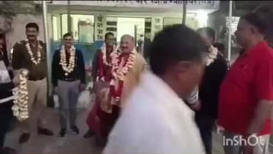 भितरवार: वार्ड क्रमांक 3 से चोरी हुई बाइक कुछ ही घंटों में बरामद, बाइक मालिक ने किया पुलिस का सम्मान