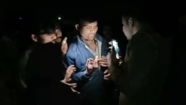 रामपुर: बाजिदपुर गांव में होलिका दहन को लेकर दो पक्षों के बीच तीखी झड़प, एडिशनल एसपी ने मामले को शांत किया