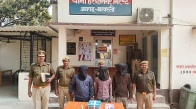 जमुनहा: देवरनिया नहर पटरी से लूट करने वाले तीन आरोपियों को गिरफ्तार किया गया, लूट का सामान और घटना में प्रयुक्त बाइक भी बरामद