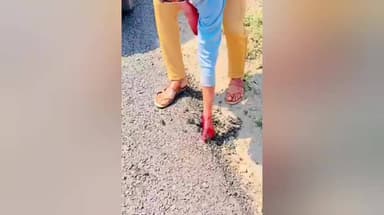 बार्शीटाकळी: बार्शीटाकळी तालुक्यातील पिंपळखुटा ते बार्शीटाकळी पर्यंतचा रस्ता अत्यंत निकृष्ट दर्जाचा ग्रामस्थांचा आरोप.