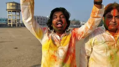 పెద్దపల్లి: అంగరంగ వైభవంగా హోలీ వేడుకలు నిర్వహించిన మార్నింగ్ వాకర్స్