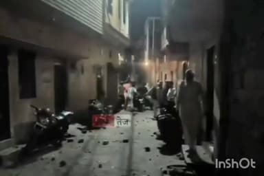 हरिद्वार: ज्वालापुर में आपसी विवाद के दौरान दो पक्षों के बीच जमकर चले ईंट-पत्थर, पुलिस मौके पर पहुंची