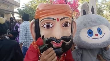 माली समाज की निकली ऐतिहासिक गैर में दिखे पीएम मोदी से लेकर प्रेमानंद महाराज के स्वांग #live #viral