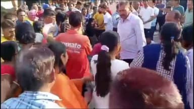 चास: होली से पहले बोकारो में हादसा, शव मिलने से सड़क पर बवाल, पुलिस ने स्थिति को नियंत्रण में किया