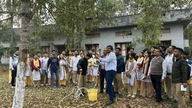 পশ্চিম যোৰহাট: যোৰহাটৰ ফেচুৱাল গাঁৱৰ কৃষকসকলৰ মাজত eri chowki worms ৰ DFL বিতৰণ কৰা হয়