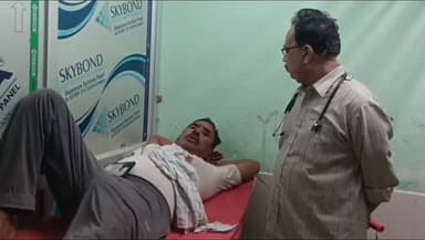 धरहरा: धरहरा थाना क्षेत्र के औड़ाबगीचा पंचायत के मोहनपुर गांव में मामूली कहासुनी ने लिया हिंसक रूप