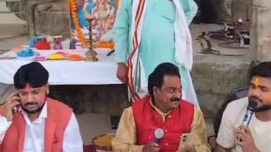 #आजमगढ़ के #सिधारी स्थित तमसा घाट की महा आरती पर #पूर्वांचल के लोकप्रिय भोजपुरी कलाकार राजेश रंजन की सुर ने बांध दिया सम...