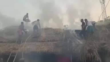 ଯାଜପୁର: ଯାଜପୁର ଜିଲ୍ଲାରୁ ଏକ ଦୁଃଖଦ ଖବର,ବିରଜାପୁର ଗ୍ରାମରେ ସର୍ଟସର୍କିଟ୍ ଯୋଗୁ ଅଗ୍ନିକାଣ୍ଡ,ଲକ୍ଷାଧିକ ଟଙ୍କାର ଆସବାବପାତ୍ର ପୋଡି ପାଉଁଶ