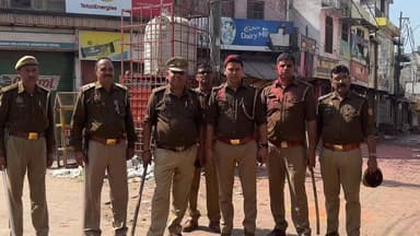 बिलासपुर कस्बे में हर्षोल्लास से मनाया जा रहा है होली का त्यौहार, सुरक्षा के किए गए हैं व्यापक प्रबंध
#noidapolice #grea...