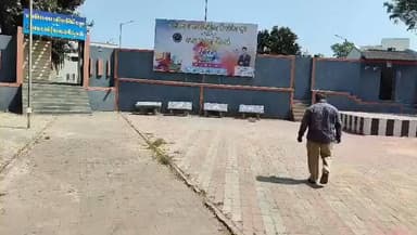 ખંભાળિયા: ખંભાળિયા માં પાલિકા ના સ્વિમિંગ પૂલ મામલે જાગૃત નાગરિક દ્વારા વિડિઓ વાયરલ