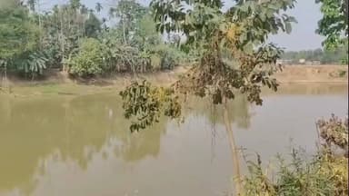 নগাঁও: বাৰিষা অহাৰ পূৰ্বে এটা মথাউৰিক লৈ চিন্তিত কচুৱাৰ মাধৱপাৰাৰ ৰাইজে