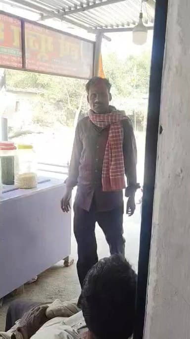 पूर्ण शराबबंदी लागू है बिहार में R.J.D - राष्ट्रीय जनता दल Tejashwi Yadav