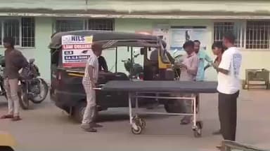 କୋରେଇ: ନୂଆଗଡ଼ ଗୋଲେଇ ଛକରେ ବାଇକ ସହିତ ଅଜଣା ଗାଡି ଧକ୍କା,ଯୁବକ ଗୁରୁତର,ଚିକିତ୍ସା ପାଇଁ ଯାଜପୁର ରୋଡ ସ୍ୱାସ୍ଥ୍ୟକେନ୍ଦ୍ରରେ ଭର୍ତ୍ତି