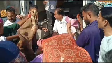 बांसवाड़ा: ठिकरिया गांव में अज्ञात कारणों से महिला ने जहरिली दवा का सेवन किया, प्राथमिक उपचार के बाद उदयपुर रेफर