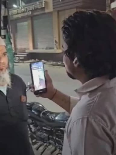 फतेेहपुर: मुंशीगंज बाजार स्थित नसीर मार्केट में नारेबाजी को लेकर हुआ बवाल, चौकी का किया गया घेराव, आरोपी हिरासत में