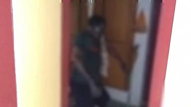 నరసాపురం: పట్టణంలో బేకరీ కార్మికుడు ఆత్మహత్య