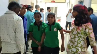 डूंगरपुर: आठवीं बोर्ड परीक्षा देने जा रहे बच्चों से भरे ऑटो को तेज रफ्तार कार ने मारी टक्कर, हादसे में 14 बच्चे घायल