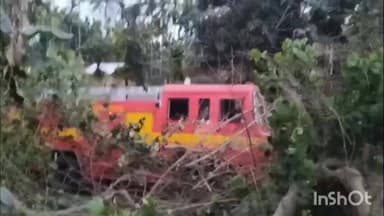 ধেমাজি: গোগামুখত NDRF জোৱানৰ তাণ্ডৱ,
সুৰাসক্ত অগ্নিনিৰ্বাক বাহিনীৰ ৱাটাৰ ট্ৰেংকাৰ চালকৰ অতপালিত কথমপি প্ৰাণৰক্ষা কেইবাগৰাকী লোক