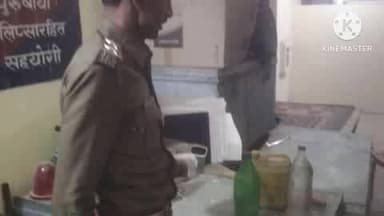 नरपतगंज: बरियारपुर से 10 लीटर देशी शराब बरामद, मामले में प्राथमिकी दर्ज के बाद गिरफ्तारी के लिए छापेमारी जारी