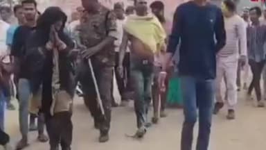 बलियापुर: बैलगड़िया में बच्चा चोरी के शक में ग्रामीणों ने एक महिला को पकड़ा, पुलिस ने हिरासत में लिया