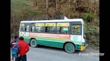 राजगढ़: राजगढ़ मार्ग पर फिर खराब हुई HRTC बस, यात्रियों को सड़क पर करना पड़ा इंतज़ार