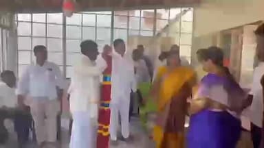 సోమందేపల్లి లో సతి సమేతంగా పర్యటించిన హిందూపురం ఎంపీ