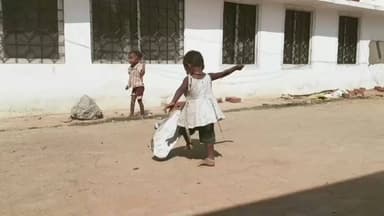 लोहरदगा: चीरी पुल के पास ट्रक की टक्कर से स्कूटी सवार युवक की मौत, परिवार पर टूटा दुखों का पहाड़