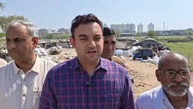 बहादुरगढ़: एसडीएम अभिनव सिवाच ने नूना माजरा सहित अन्य गांवों का दौरा कर अवैध प्लास्टिक भंडारण रोकने के निर्देश दिए