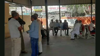 पलवल: पलवल-नुहु मार्ग पर मंडोरी महेशपुर गांव के पास सड़क हादसा, बेकाबू कार ने बाइक सवारों को टक्कर मारी, एक की मौत