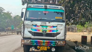 गोपीकांदर: हाइवा चोरी कर भाग रहे चोर को गोपीकांदर पुलिस ने हाइवा के साथ दबोचा