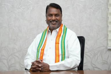 ధర్మపురి: ధర్మపురి పట్టణంలో పలు అభివృద్ధి పనుల కోసం నిధులు మంజూరు చేసిన సంక్షేమ శాఖ మంత్రి శ్రీ అడ్లూరి లక్ష్మణ్ కుమార్