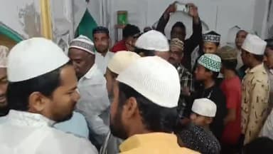 शेखवाडा के नूरी मस्जिद में मुकम्मल तरावीह, मुल्क की सलामती की दुआ मांगी गई।