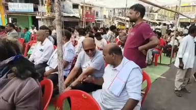 जांजगीर: नैला रेलवे स्टेशन के पास नगर बंद चक्काजाम, रेलवे पश्चिम केबिन पर प्रस्तावित रेल ओवरब्रिज निर्माण की मांग की गई